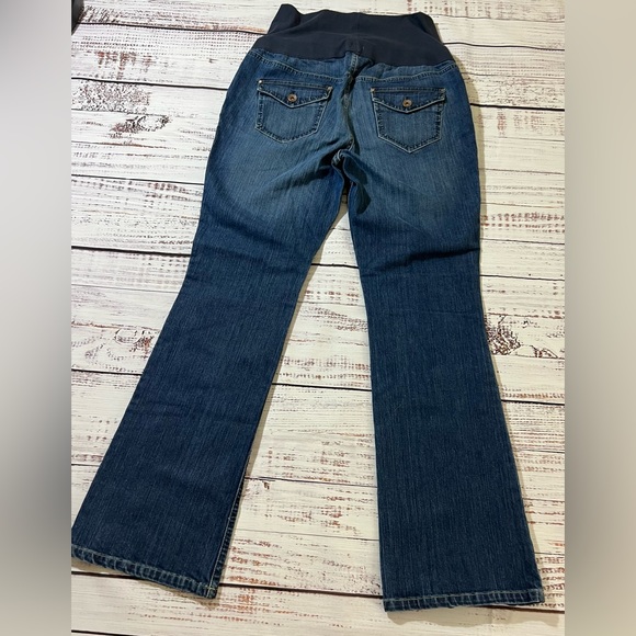 Womens Old Navy stretch maternity jeans size medium - Picture 3 of 5